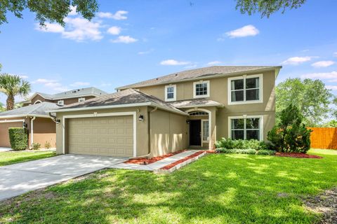 Photo of 100 Monterey Oaks Drive, Sanford, FL 32771 (MLS # O6317826)