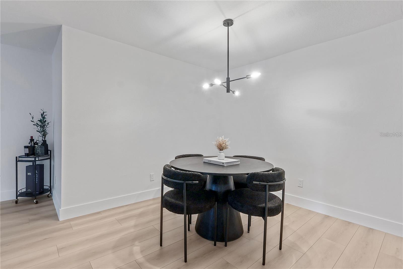 WRENWOOD CONDO - Residential