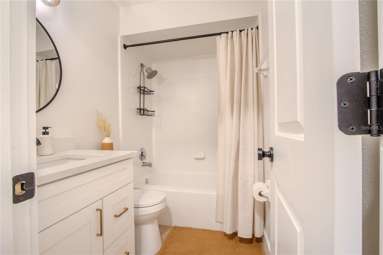 WRENWOOD CONDO - Residential