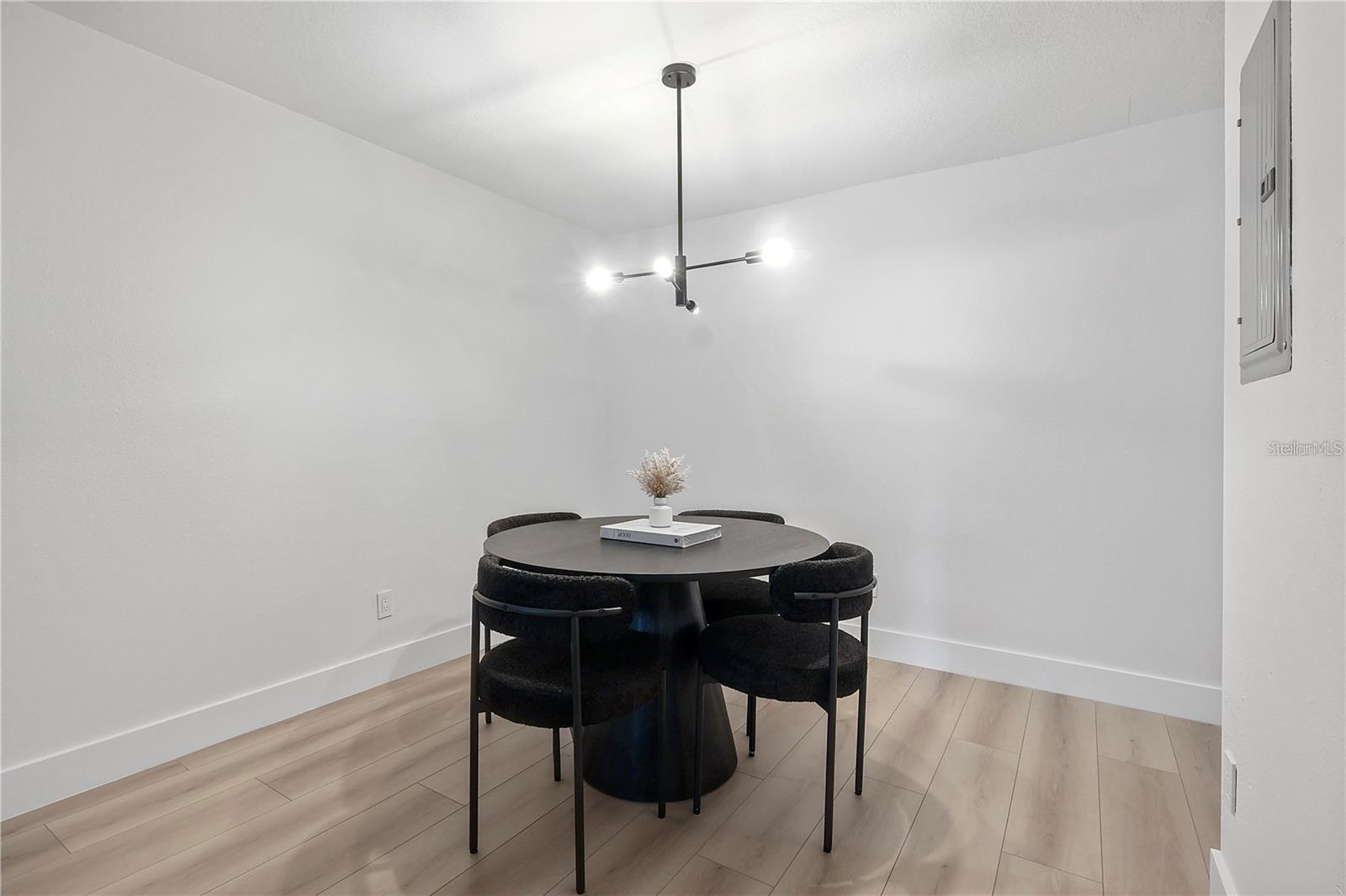 WRENWOOD CONDO - Residential