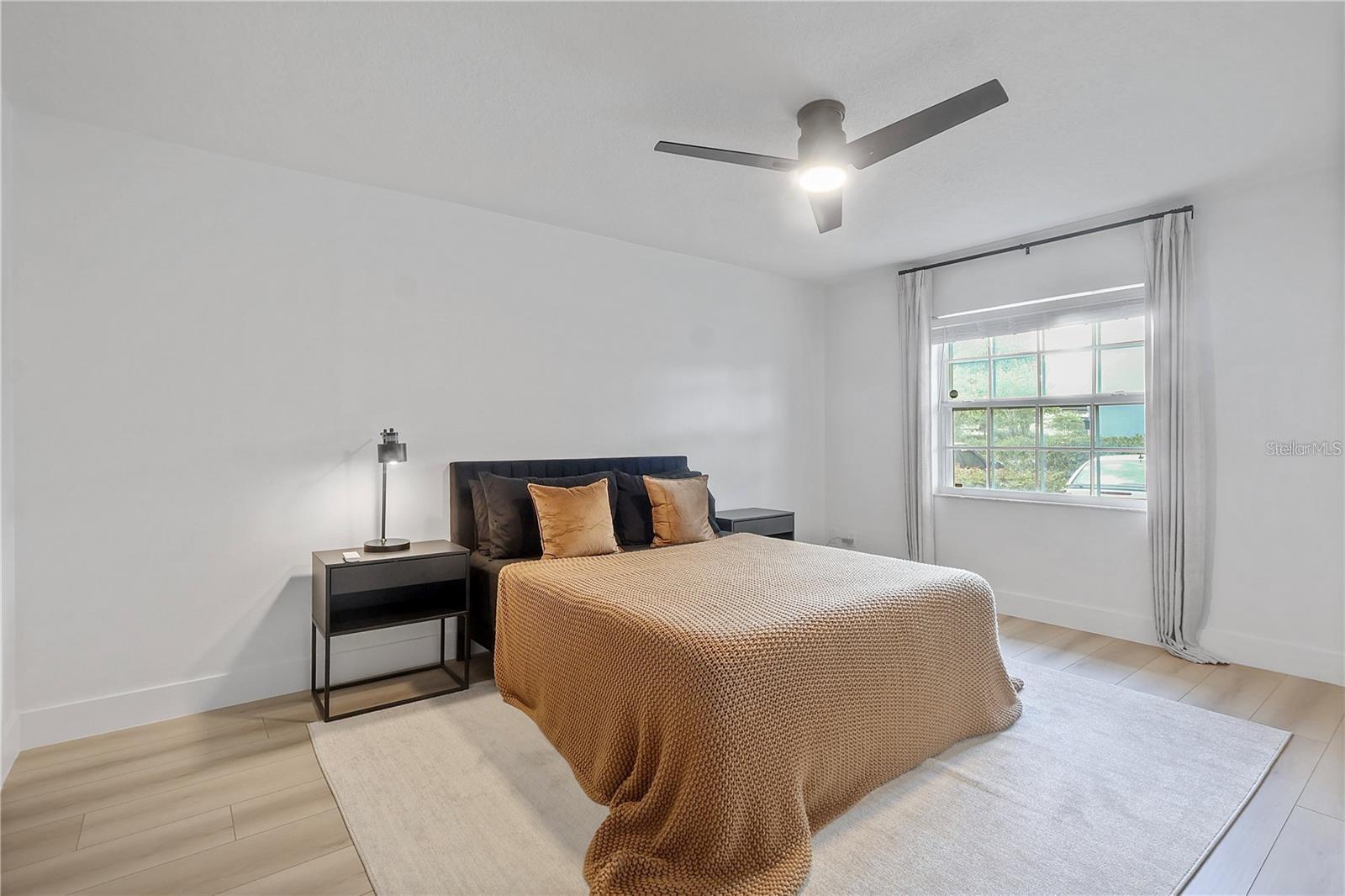 WRENWOOD CONDO - Residential