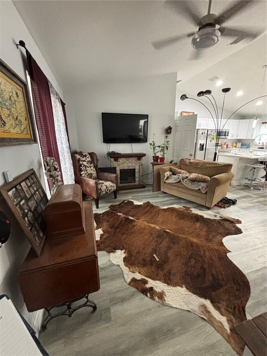 ROLLING RANCH ESTATES - Residential