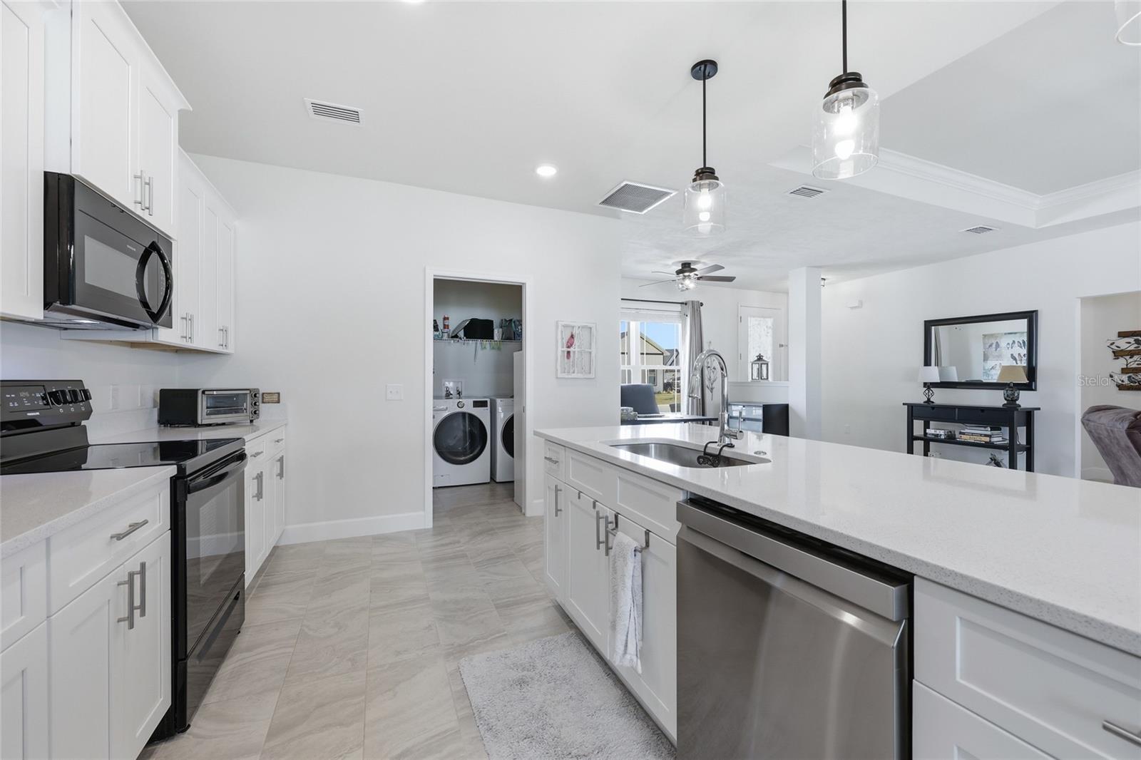 COUNTRYWAY OF NEWBERRY PH IV PB 37 PG 78 - Residential