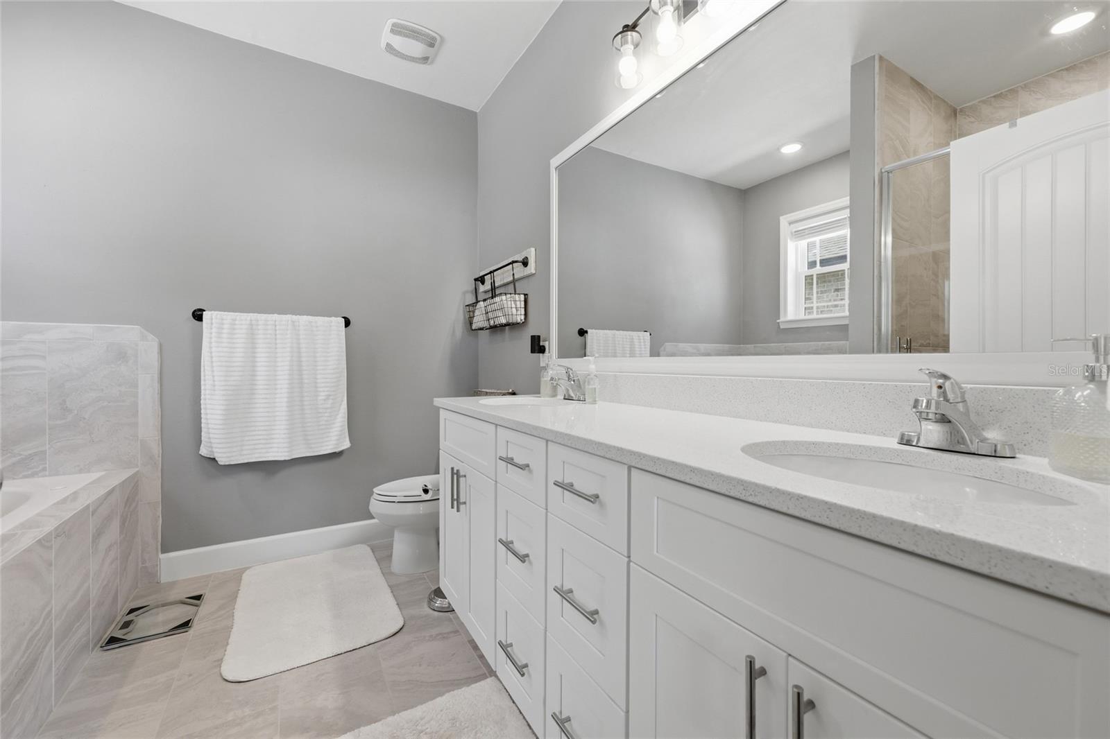 COUNTRYWAY OF NEWBERRY PH IV PB 37 PG 78 - Residential