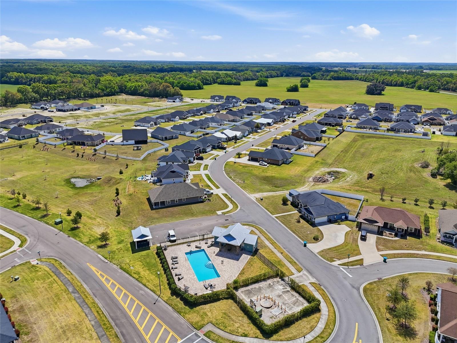 COUNTRYWAY OF NEWBERRY PH IV PB 37 PG 78 - Residential