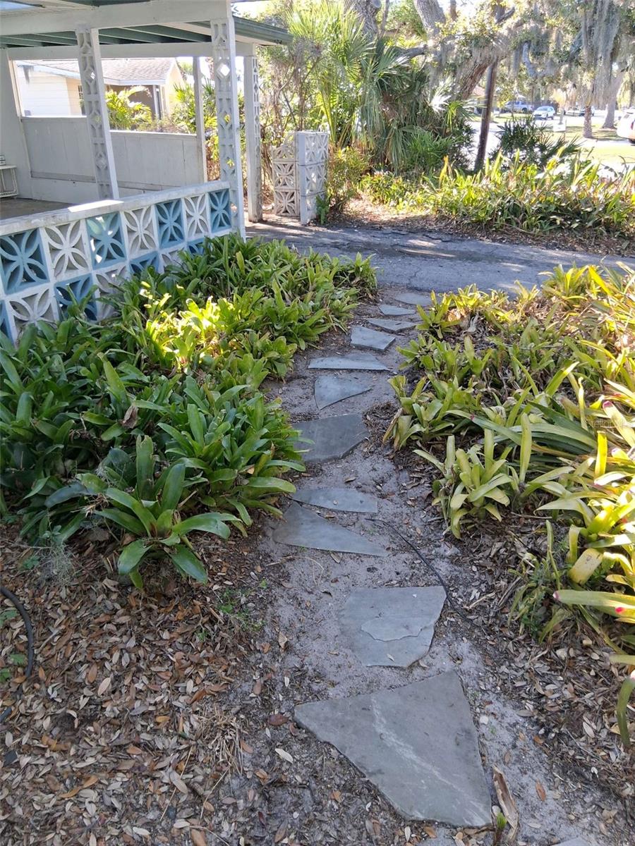 SHADOW LAKES - Residential