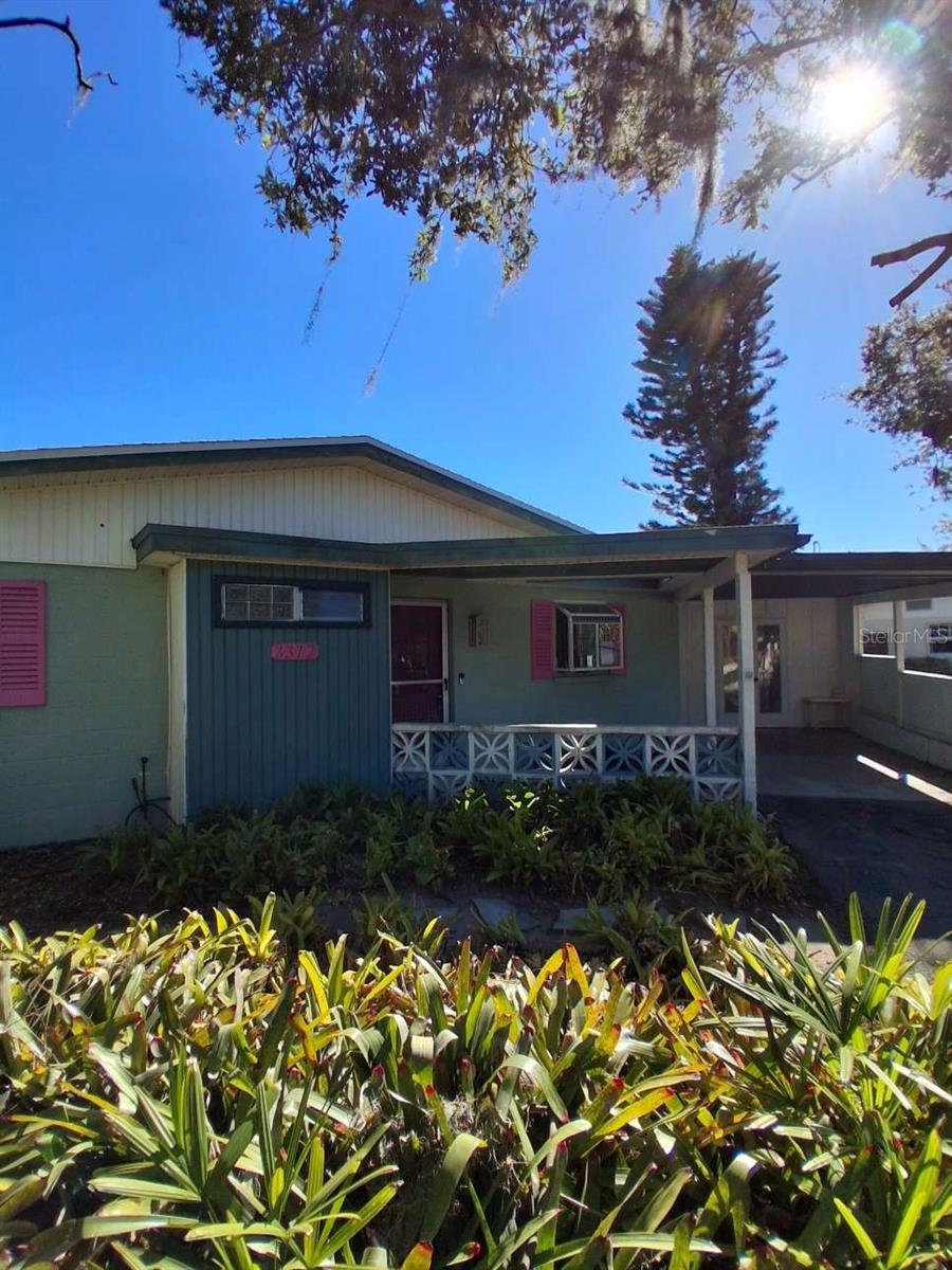 SHADOW LAKES - Residential