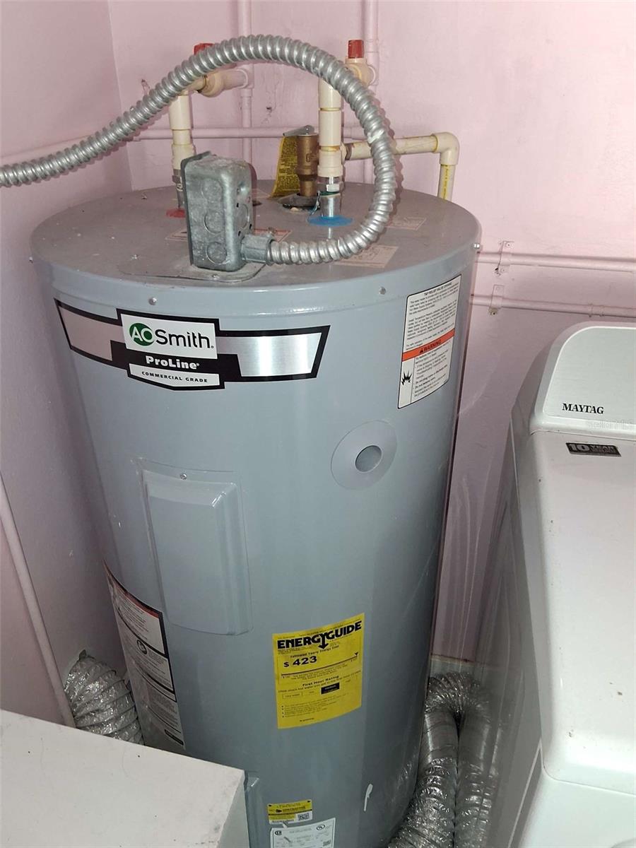 SHADOW LAKES - Residential