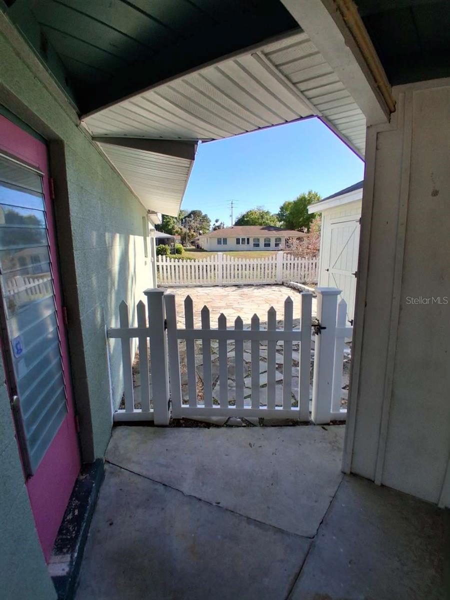 SHADOW LAKES - Residential