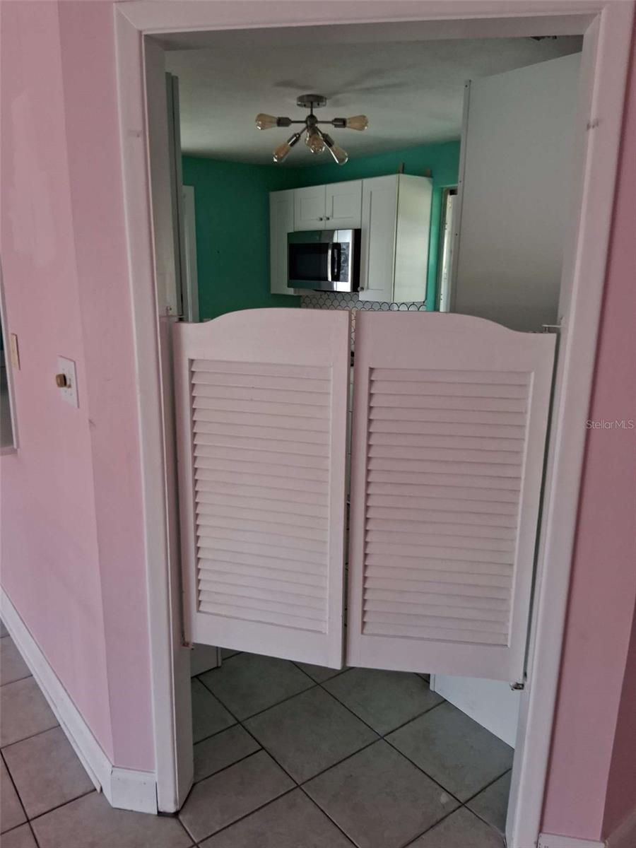 SHADOW LAKES - Residential