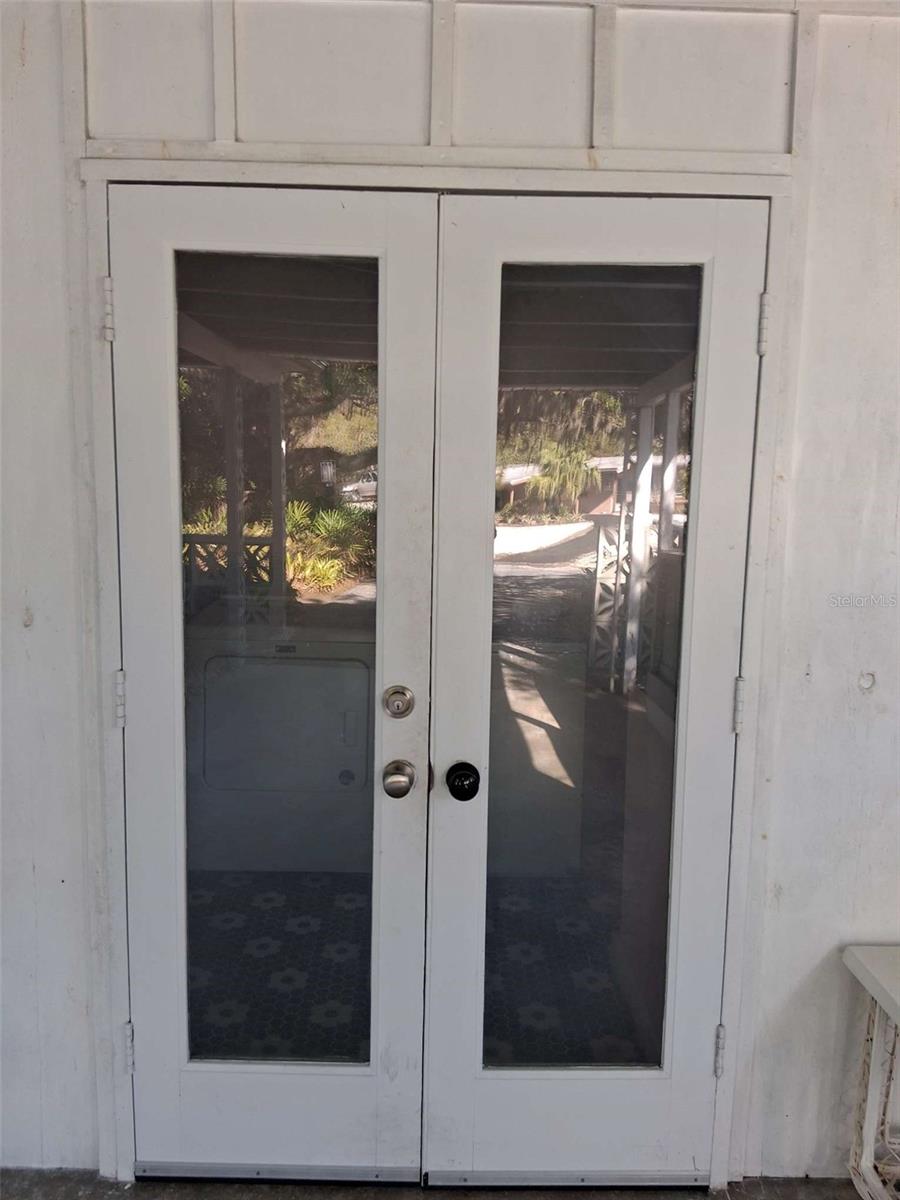 SHADOW LAKES - Residential