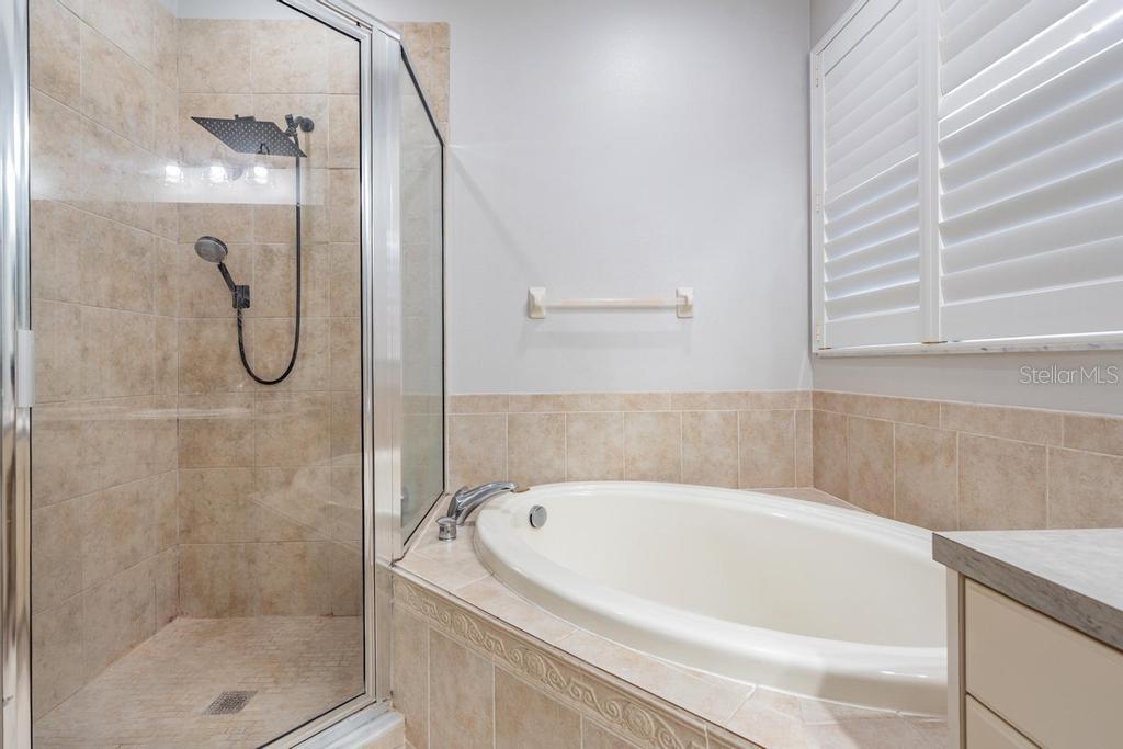 HAMPTON CHASE TWNHMS - Residential