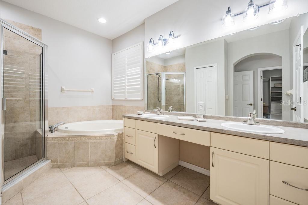 HAMPTON CHASE TWNHMS - Residential