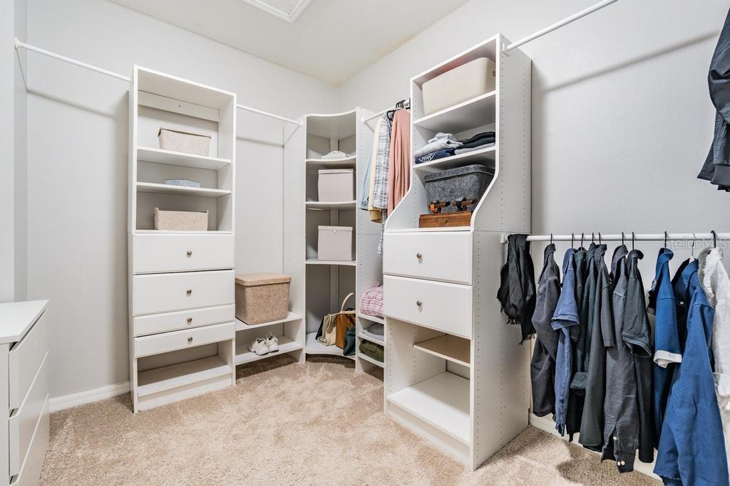 HAMPTON CHASE TWNHMS - Residential