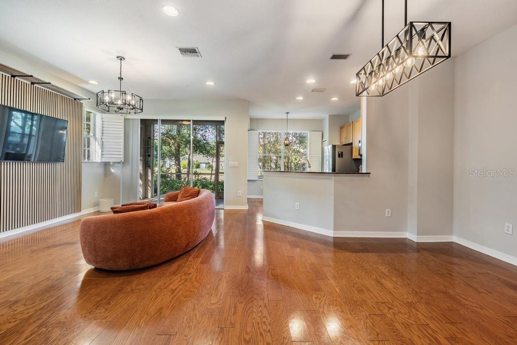 HAMPTON CHASE TWNHMS - Residential