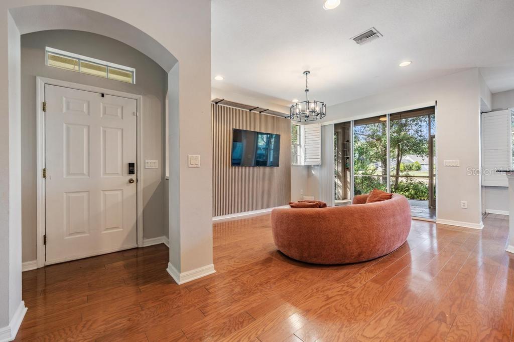 HAMPTON CHASE TWNHMS - Residential