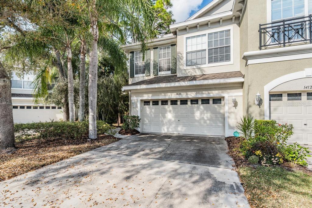 HAMPTON CHASE TWNHMS - Residential