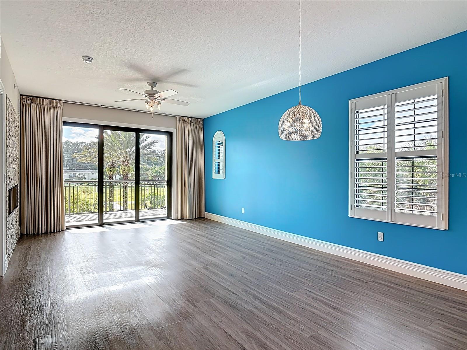 799 STERTHAUS DRIVE 207