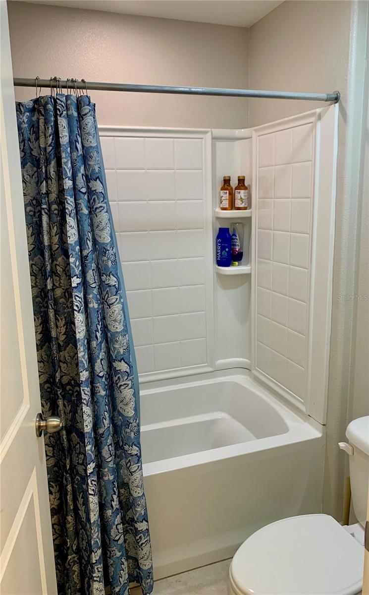 SUNSHINE VILLAGE PH 1A-1/1 - Residential