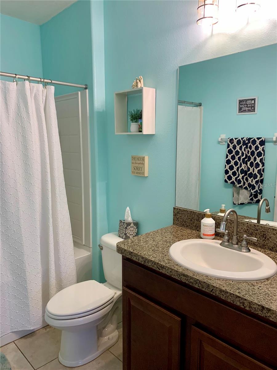 SUNSHINE VILLAGE PH 1A-1/1 - Residential