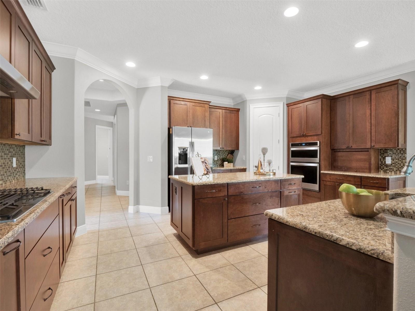 5418 MEADOW HILL LOOP