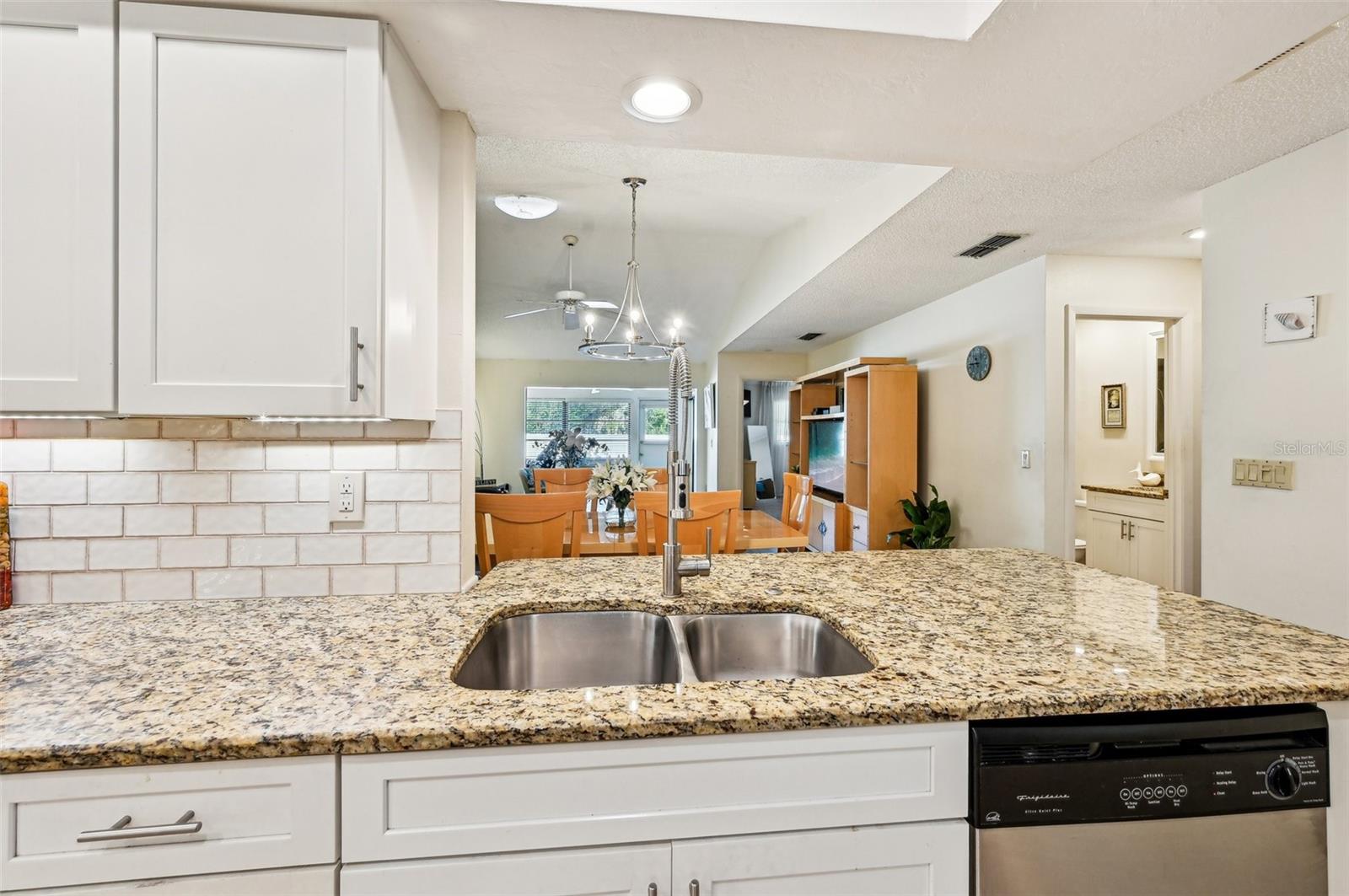 WOODSIDE TERRACE PH 2 - Residential Lease