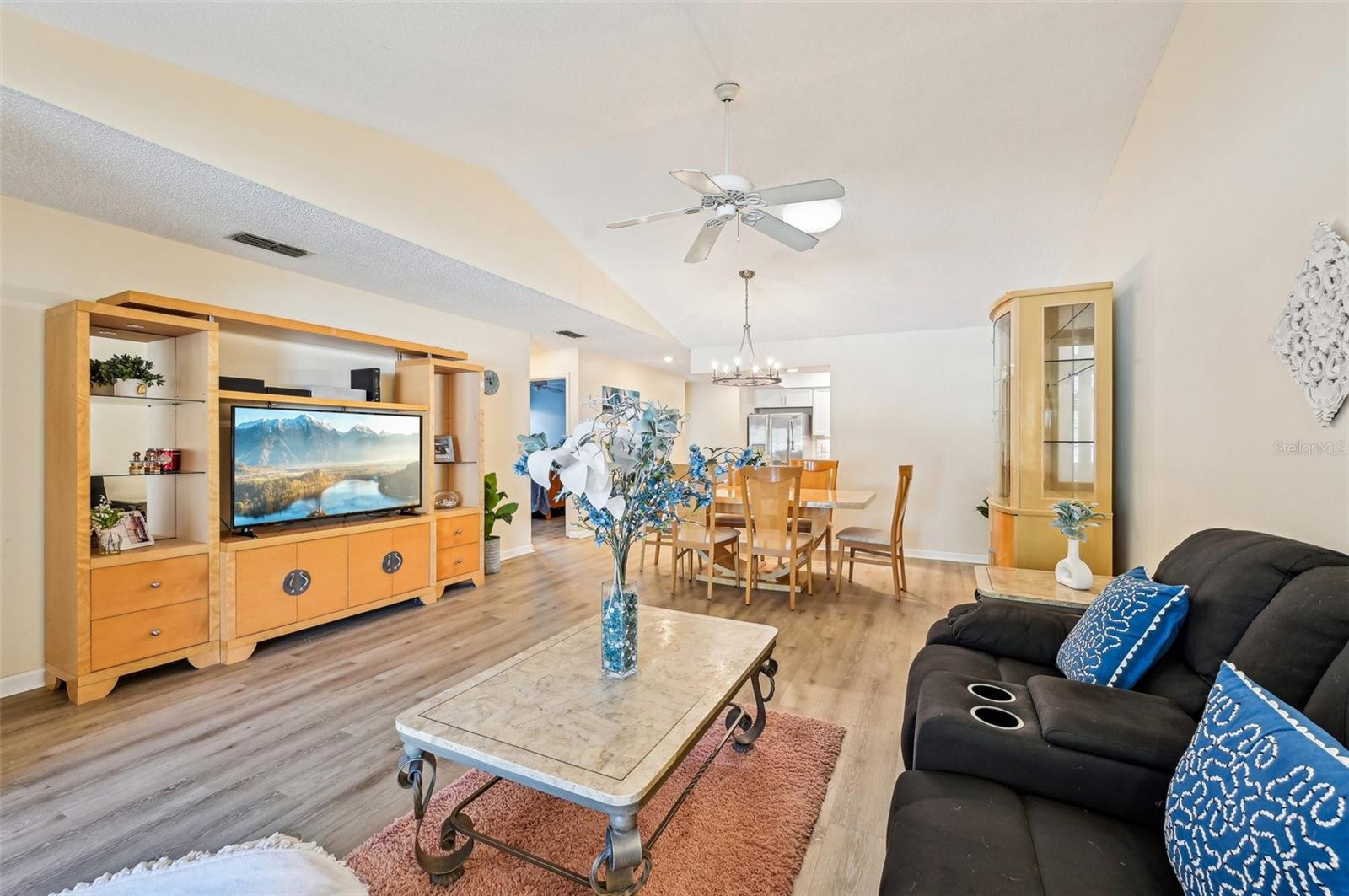 WOODSIDE TERRACE PH 2 - Residential Lease