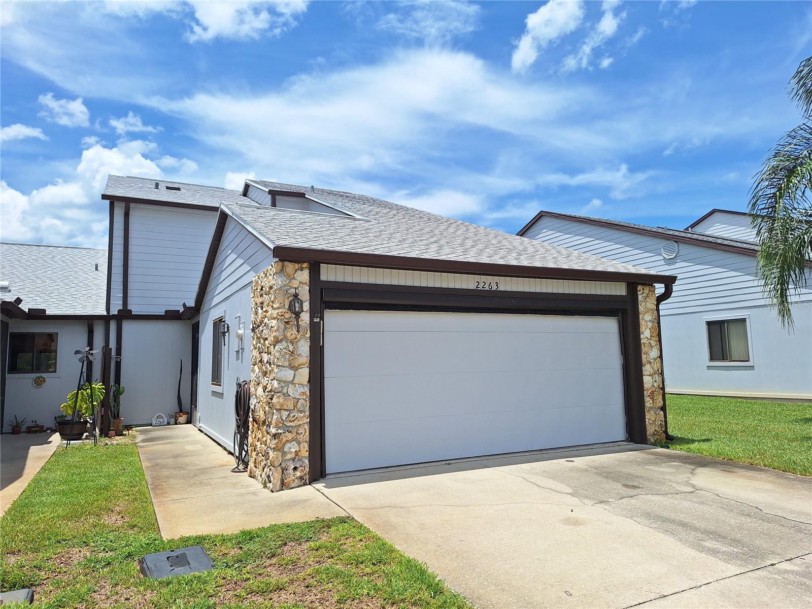 2263 DEERWOOD DRIVE