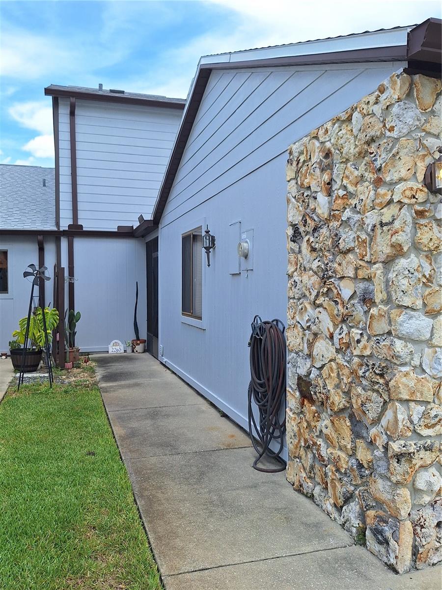2263 DEERWOOD DRIVE