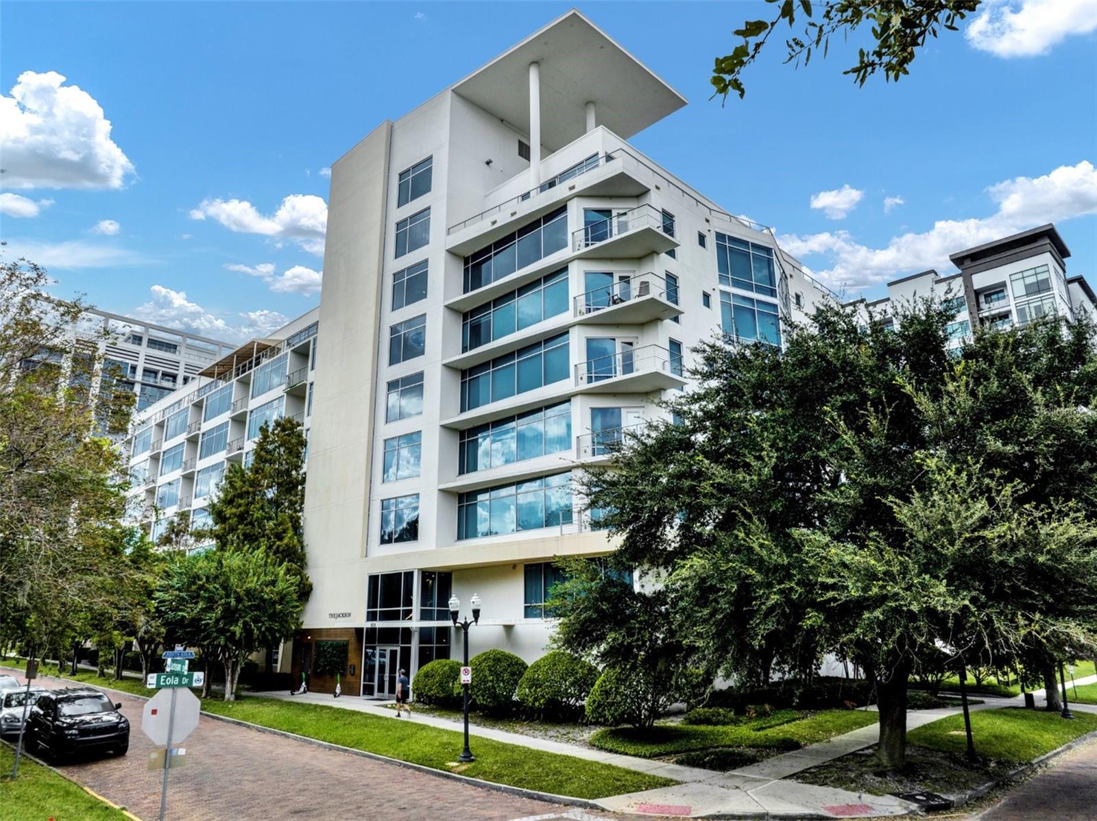Welcome to your newfound paradise near Thornton Park Orlando! Just far enough from Downtown to avoid all the noise and party goers but close enough to walk to all the amazing restaurants and venues. Whether it's a night out at The Amway to watch the Orlando Magic or a Play at The Dr. Phillips Performing Arts Center, The Jackson's central location makes everything in downtown easily accessible. We are right off the 408 and 4 blocks from I4, It doesn't get better than that when talking about Orlando commutes. Take your morning walks around Lake Eola, grab some groceries at Publix and then come home to your fabulously furnished Pied e Terre. Your apartment will be turnkey with all the fixings you would find in your home. The unit will have a full kitchen (pots, pans, dishes, cups, plates, utensils & silverware), washer/dryer, coffee maker, free Wi-Fi and dedicated parking. With a 24 hour doorman and secure parking, Rent includes cable, internet, water, sewer, trash removal. The Jackson is a 52 unit boutique luxury condominium and apartment community like no other. The Lobby and all the common areas have recently been remodeled and the unit is tastefully FURNISHED with fresh paint and clean interiors. You can literally move in with just your clothes/toiletries and not one single thing else. Our Furnished Boutiques Luxury Residences await you at The Jackson, please apply to lease your dream apartment today! Listing Price based on a yearly lease. Available to Lease for 1 months as minimum. Price upon request. All leases require first month rent, last month rent and security deposit. Annual Renters may apply for City Of Orlando Home-Sharing Permits.