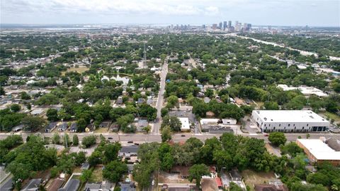 A home in TAMPA