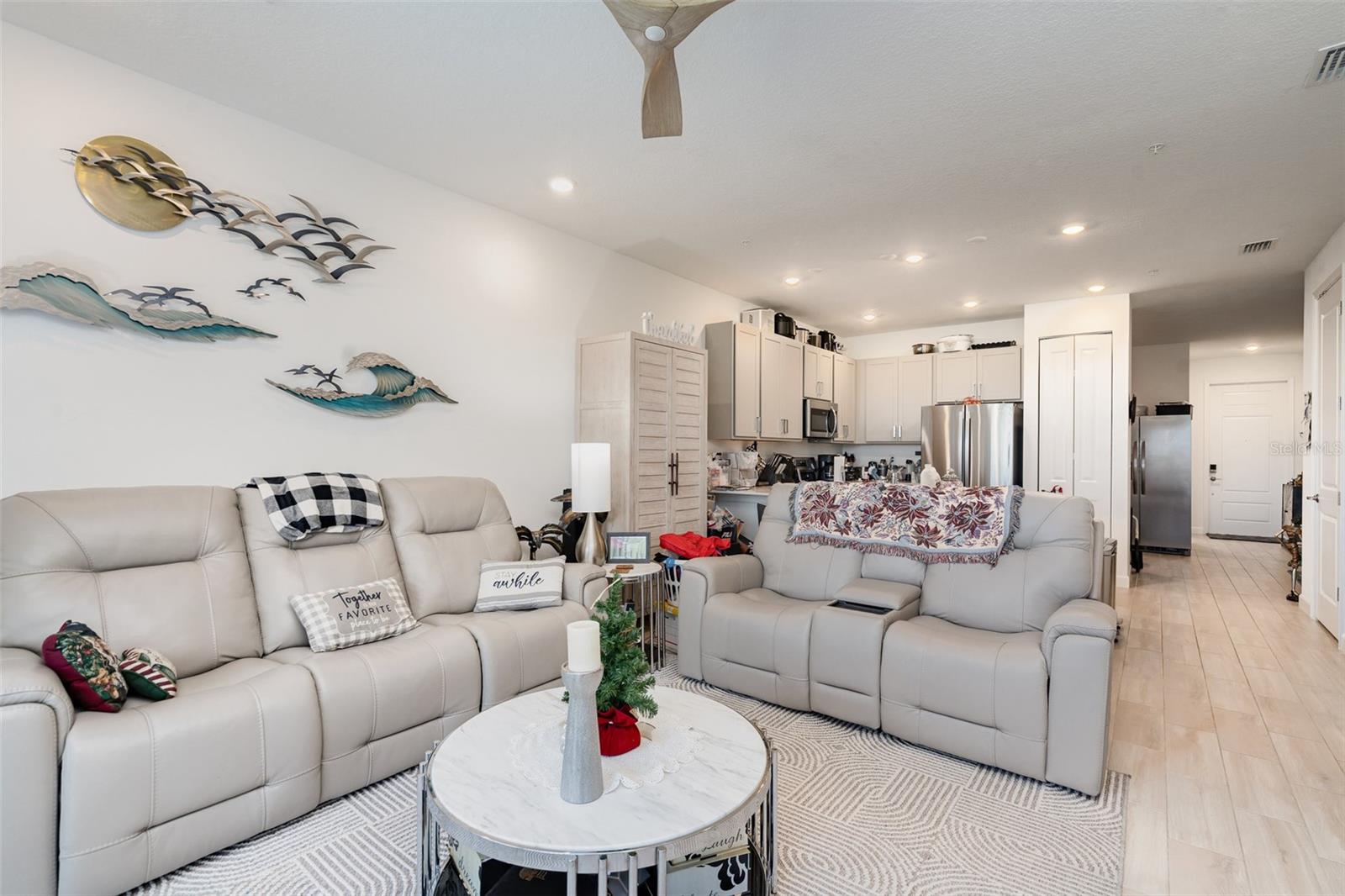 2047 CERULEAN DRIVE NW