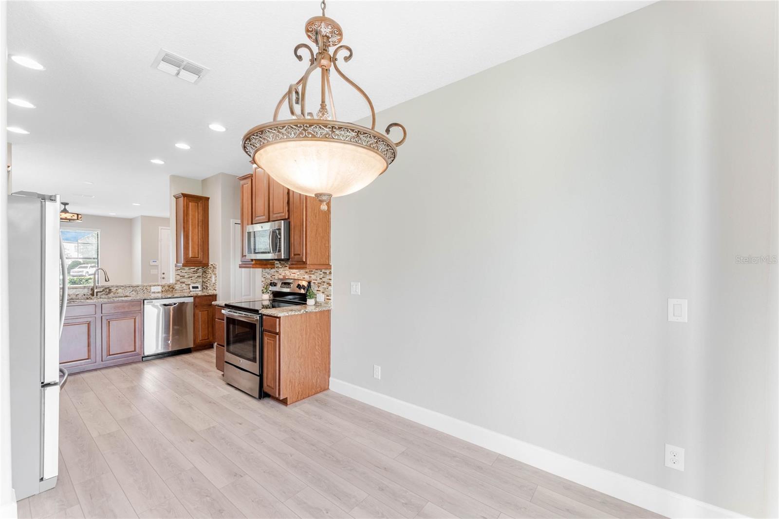 VILLAGES/WESMERE PH 3 - Residential Lease