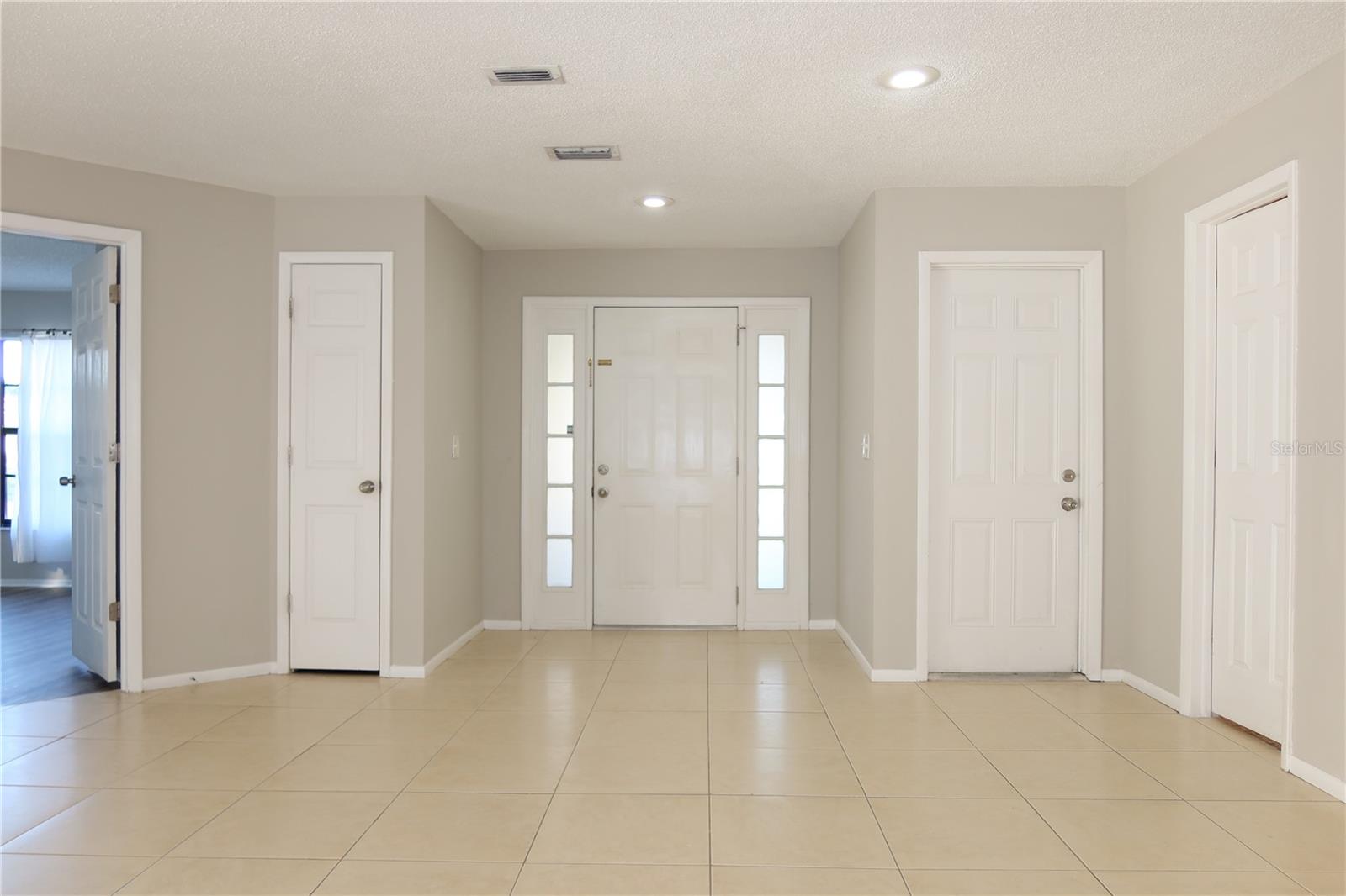 ALOHA GARDENS - Residential