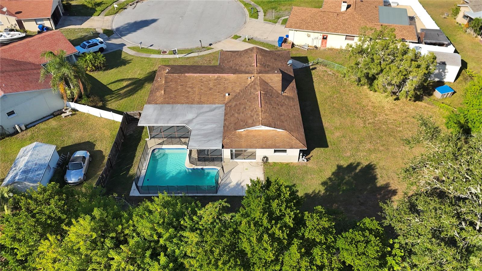 ALOHA GARDENS - Residential