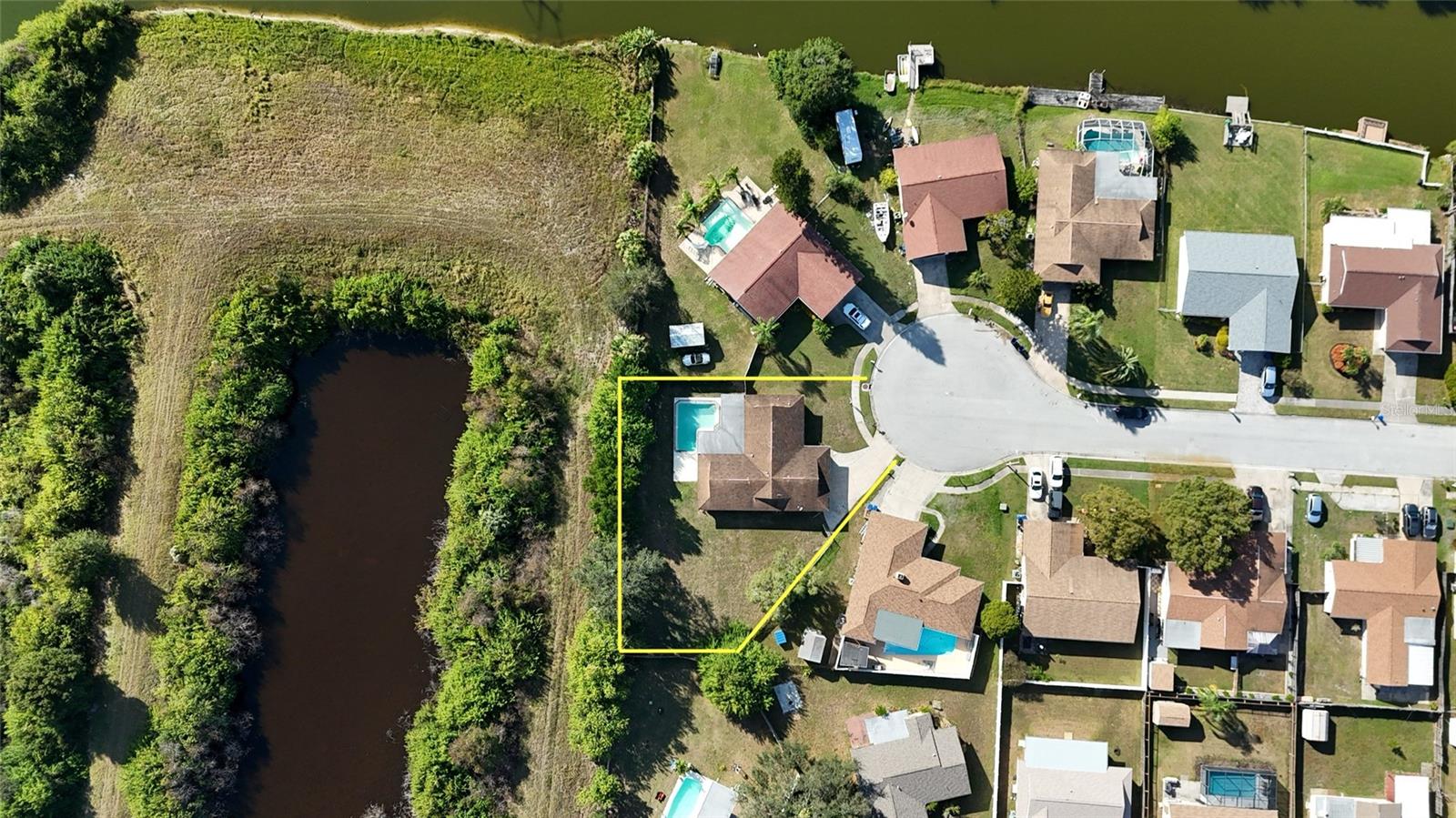 ALOHA GARDENS - Residential