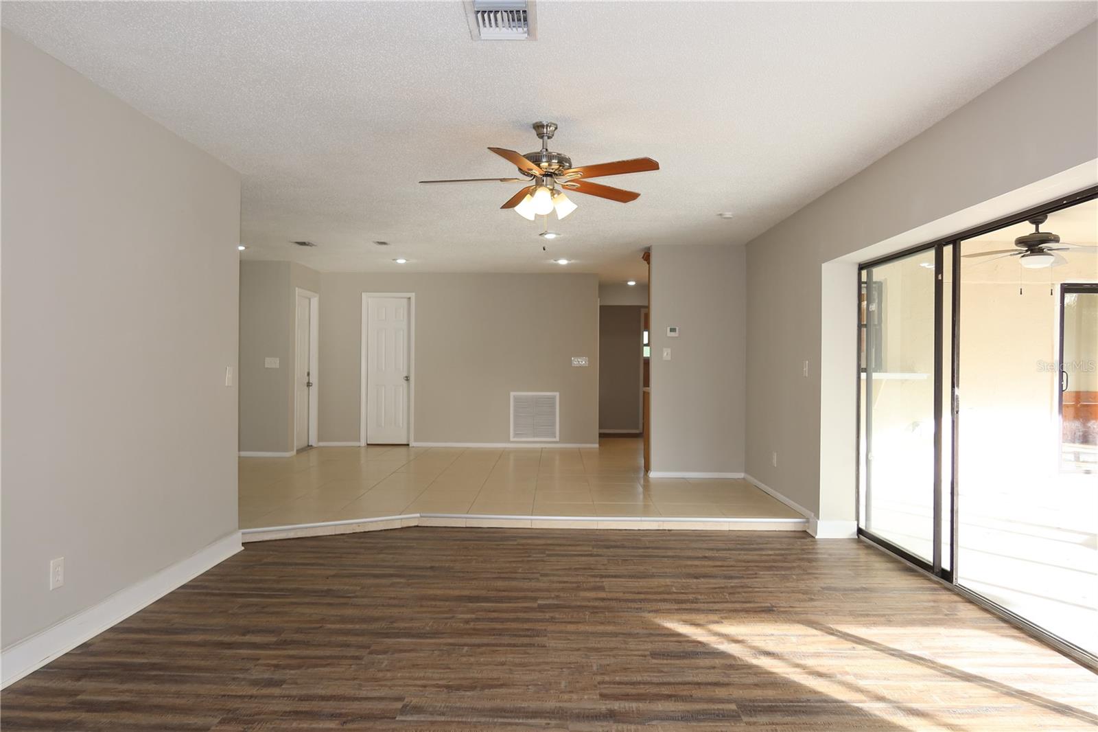 ALOHA GARDENS - Residential