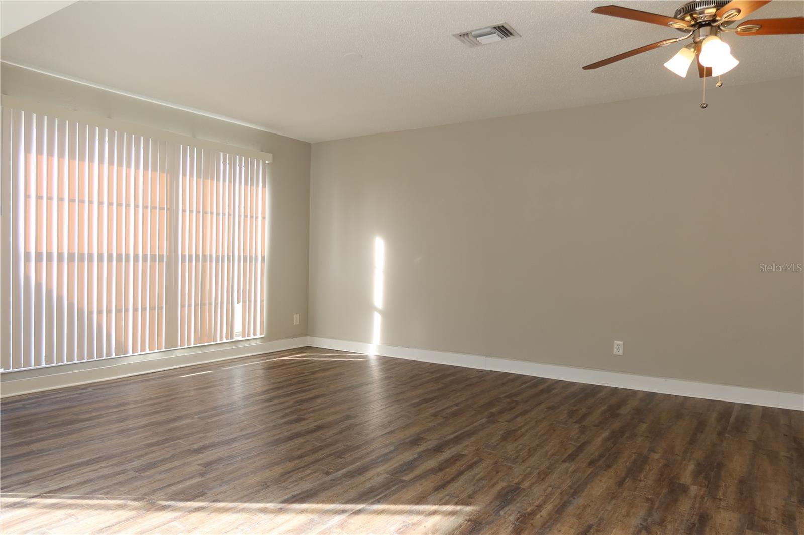 ALOHA GARDENS - Residential