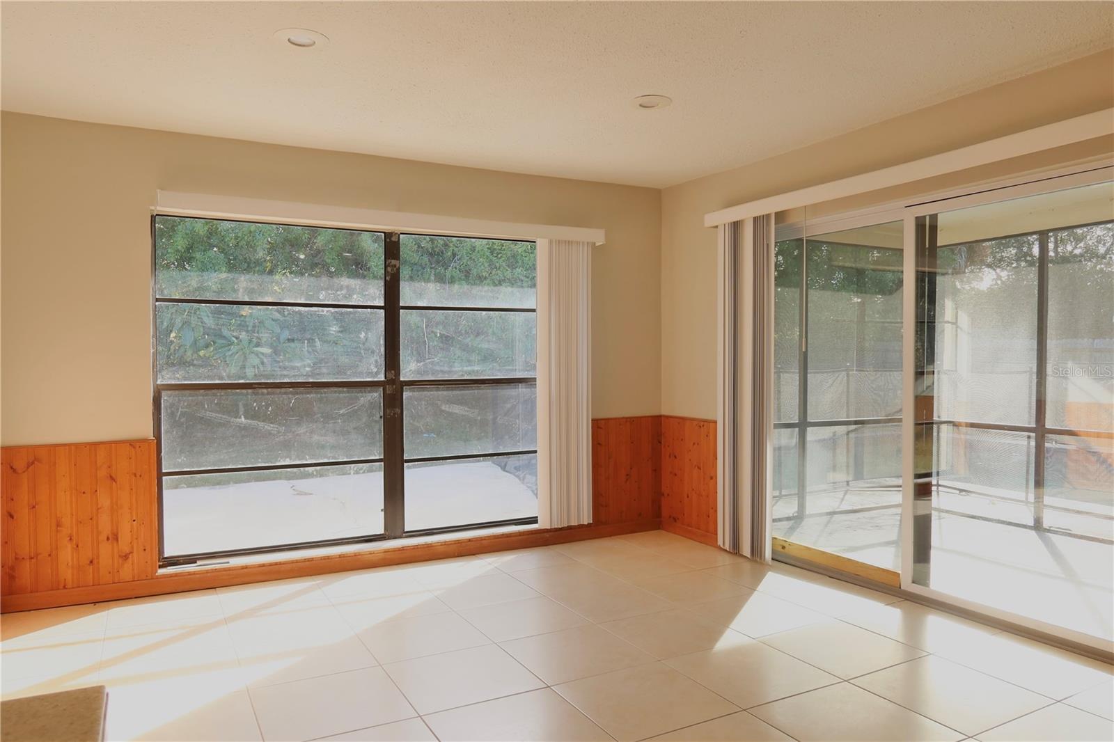 ALOHA GARDENS - Residential