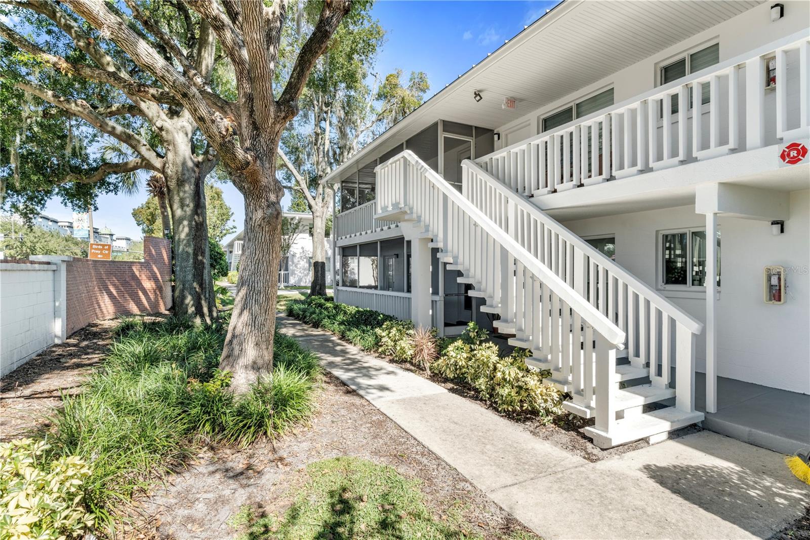 LAKE MAITLAND TERRACE APTS - Residential