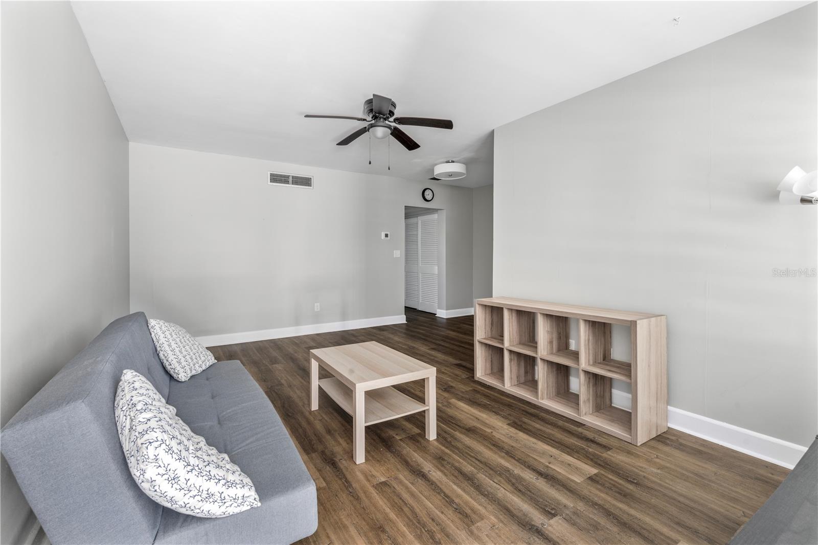 LAKE MAITLAND TERRACE APTS - Residential