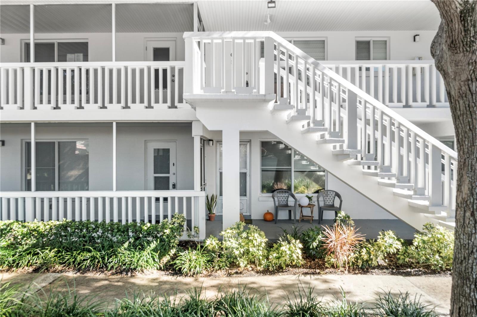 LAKE MAITLAND TERRACE APTS - Residential