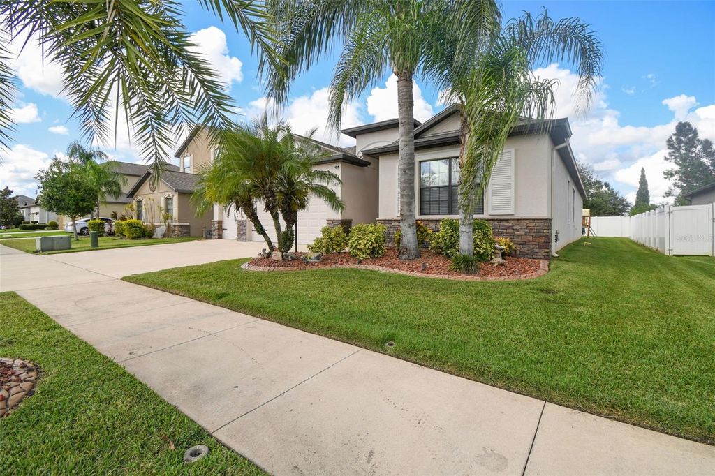Photo of 13807 Felix Will Road, Riverview, FL 33579 (MLS # TB8433329)