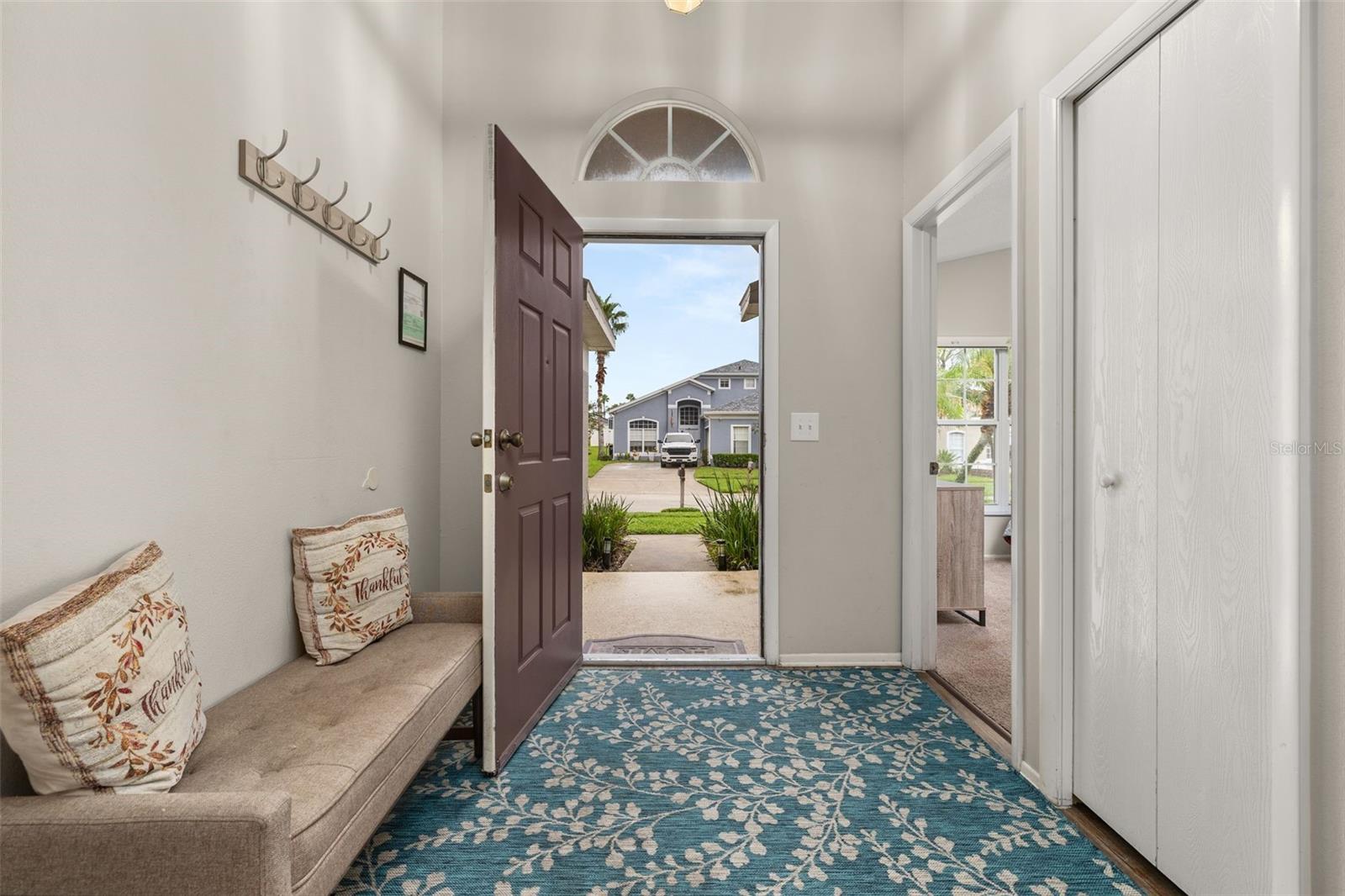 425 CASTLEMAIN CIRCLE