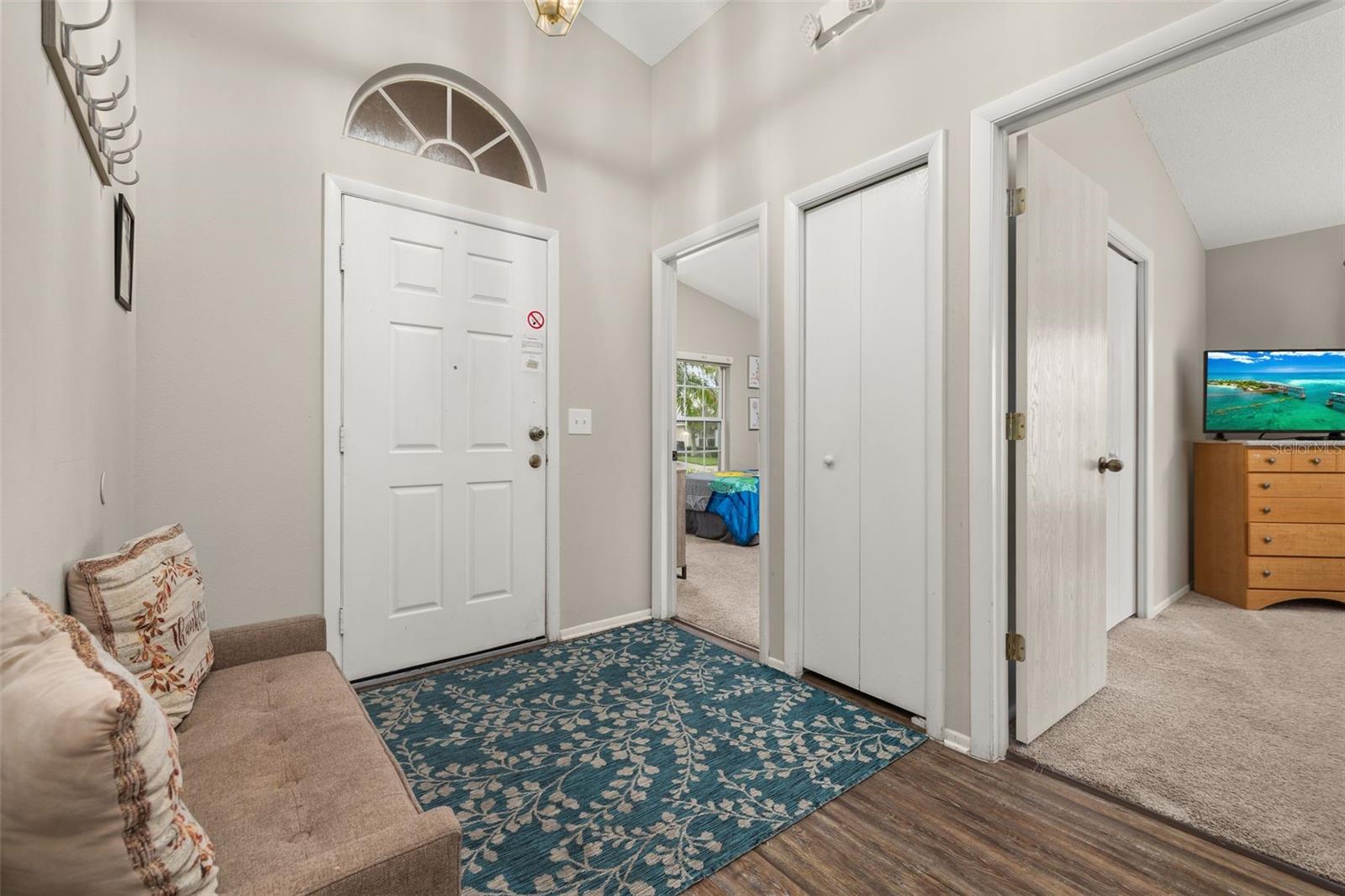 425 CASTLEMAIN CIRCLE