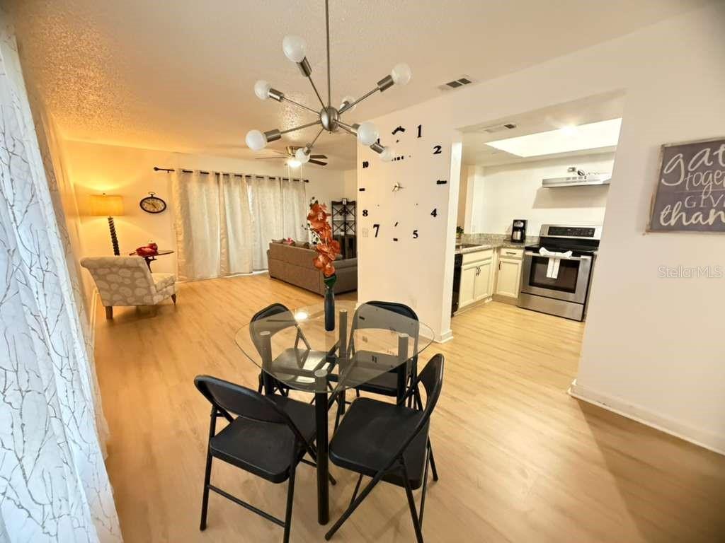 SUMMERFIELD TWNHMS - Residential