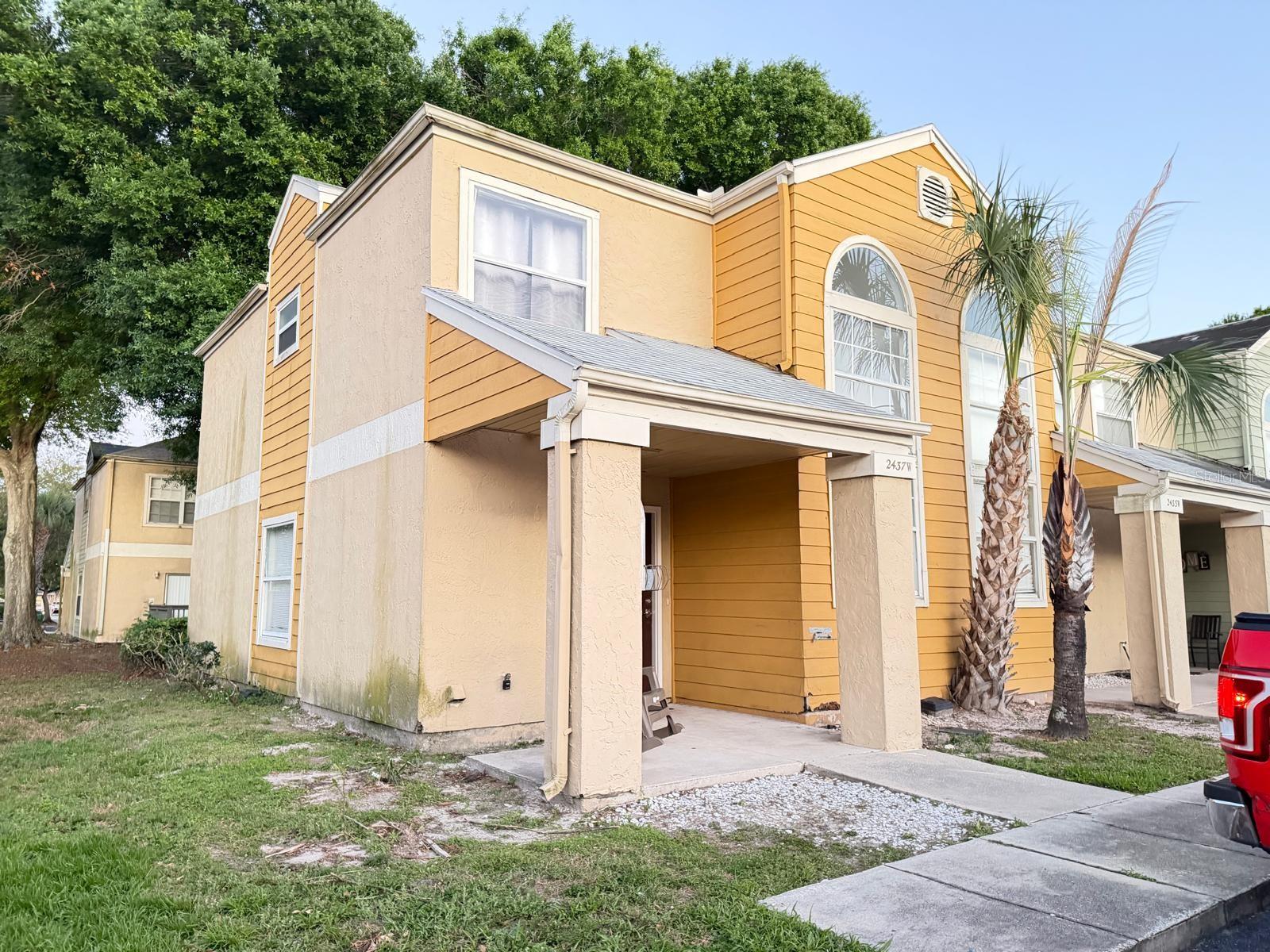 SUMMERFIELD TWNHMS - Residential