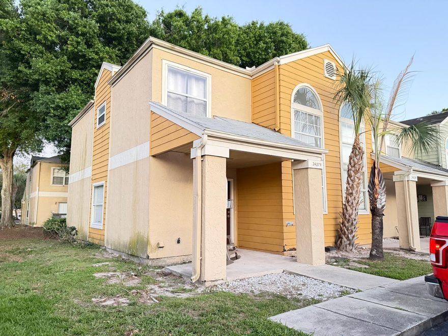 Charming townhome located in the desirable Summerfield Townhomes community in Kissimmee. This well-maintained property offers a comfortable and functional layout, perfect for everyday living or as an investment opportunity. Conveniently located near shopping, dining, schools, major highways, and Central Florida attractions. Enjoy a peaceful community atmosphere with easy access to everything the area has to offer. Don’t miss this great opportunity — schedule your showing today!