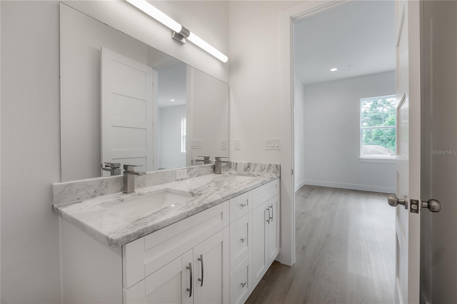 SEMINOLE LANDINGS TOWNHOMES - Residential