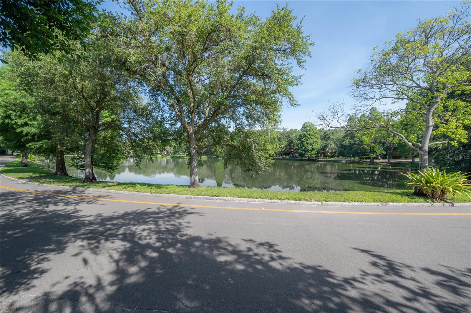 SEMINOLE LANDINGS TOWNHOMES - Residential